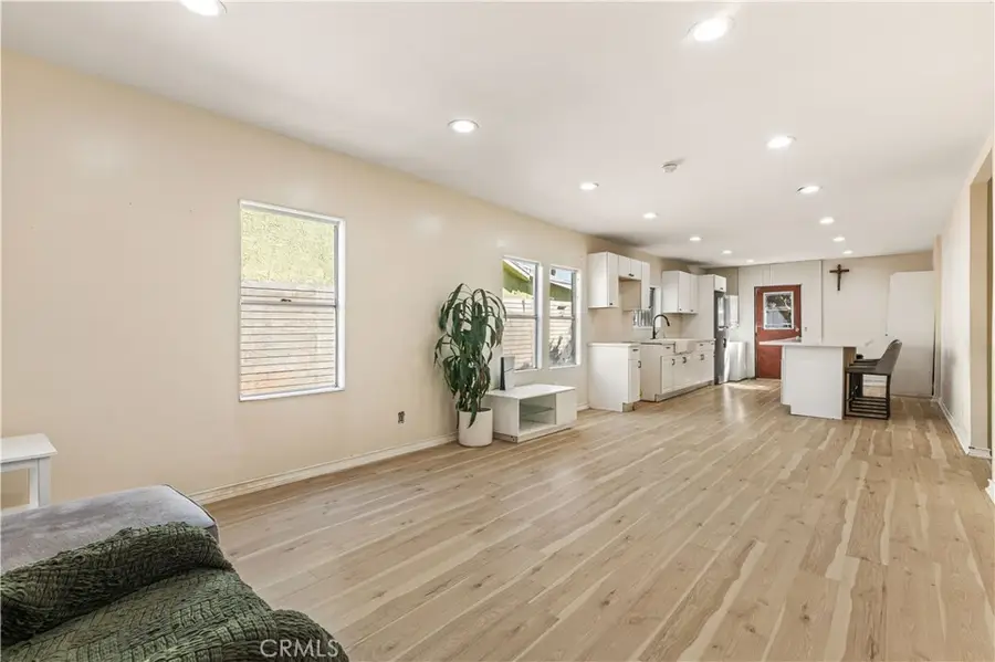 1218 W 69th, Los Angeles, CA 90044 - #3