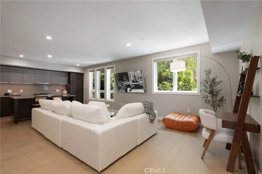 39 S Los Robles #3019, Pasadena, CA 91101 - #3