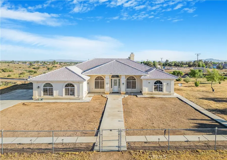 10490 Joshua, Oak Hills, CA 92344 - #3