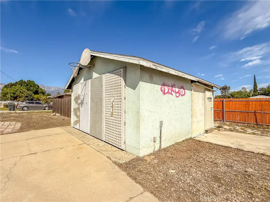 1205 E D, Ontario, CA 91764 - #3