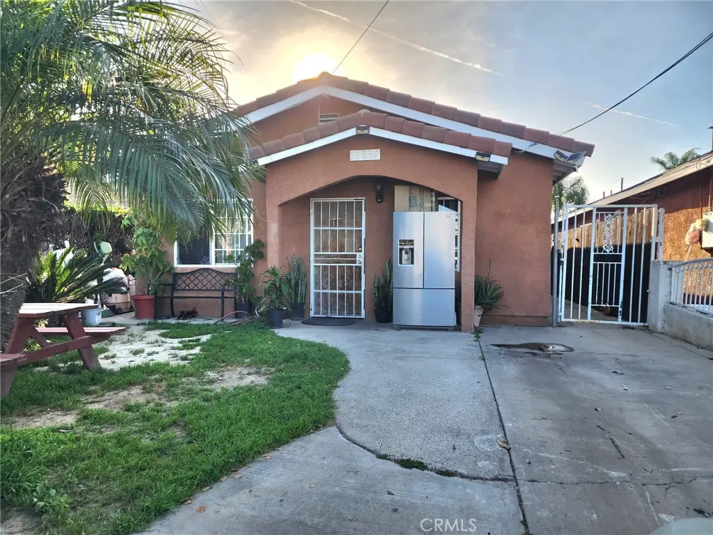 15357 Perilla, Paramount, CA 90723 - #1