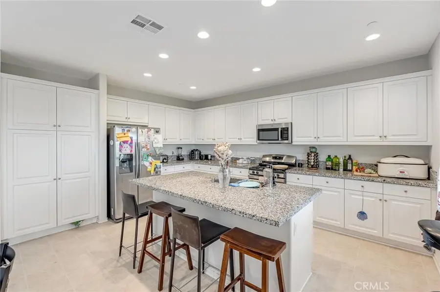 16348 Hamilton Court, Victorville, CA 92394 - #3