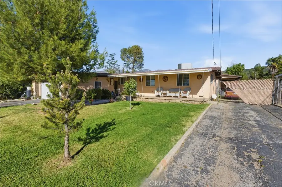 12055 Douglas, Yucaipa, CA 92399 - #2