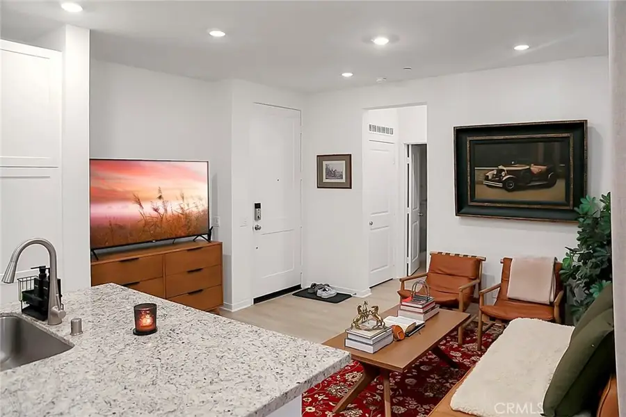 960 N Tangent Privado #303, Ontario, CA 91764 - #3