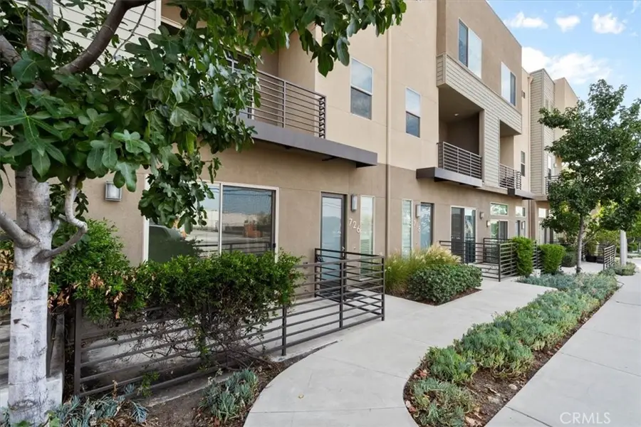 726 Central Avenue, Upland, CA 91786 - #3