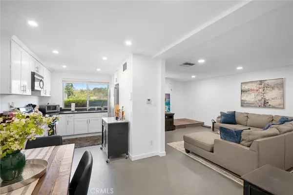 3827 W Avenue 41, Los Angeles, CA 90065