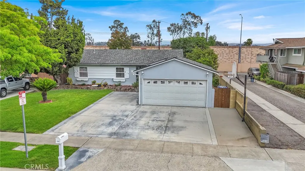 2501 Deodar St, Santa Ana, CA 92705 - #1