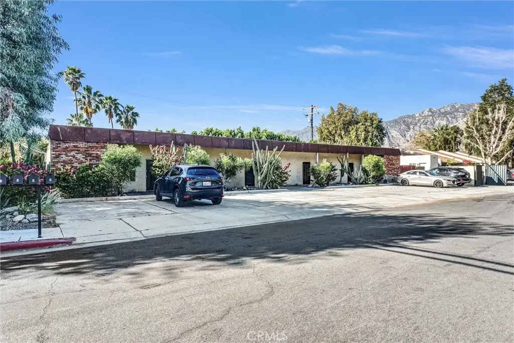 3737 E Calle De Carlos, Palm Springs, CA 92264 - #1