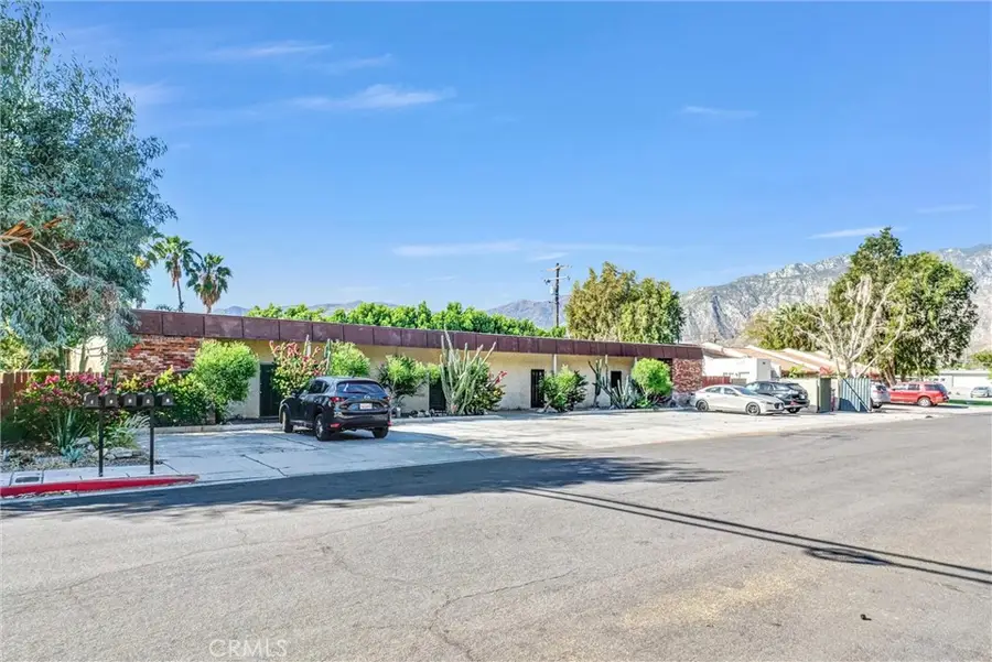3737 E Calle De Carlos, Palm Springs, CA 92264 - #3