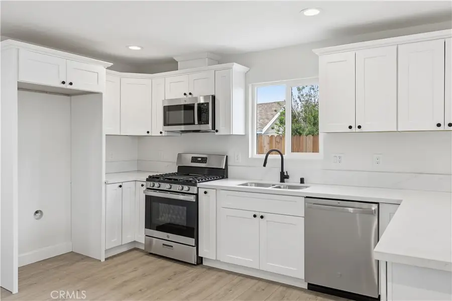 1094 W Evans, San Bernardino, CA 92411 - #2