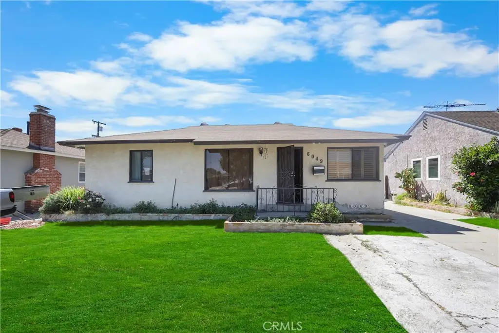 6049 Pennswood Avenue, Lakewood, CA 90712 - #1