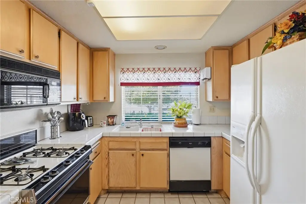 28042 Calle Vallarta, Menifee, CA 92585 - #1
