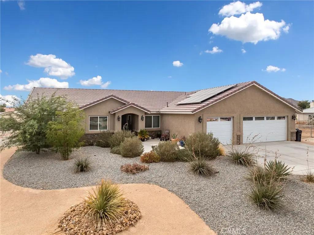 15620 Erie Road, Apple Valley, CA 92307 - #1