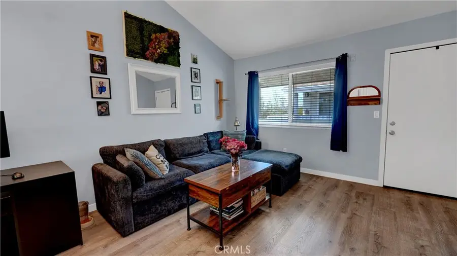 1140 Molino Avenue #5, Long Beach, CA 90804 - #3