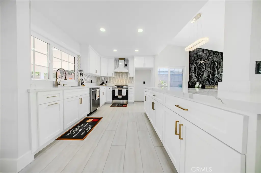 1849 Cook Circle, Corona, CA 92882 - #1
