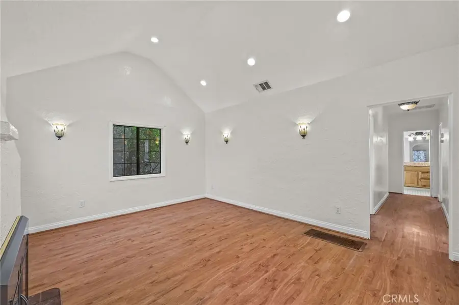 2932 Genevieve, San Bernardino, CA 92405 - #3