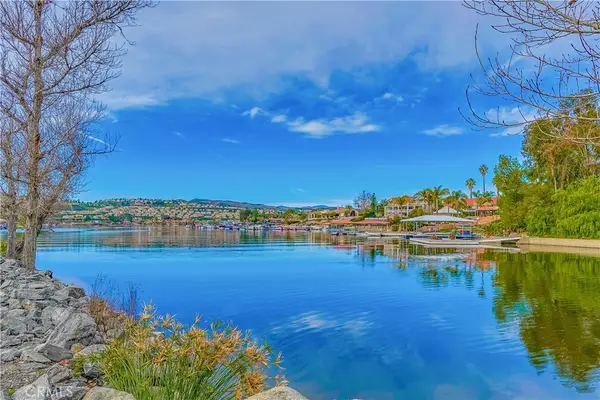 21721 Appaloosa Court, Canyon Lake, CA 92587