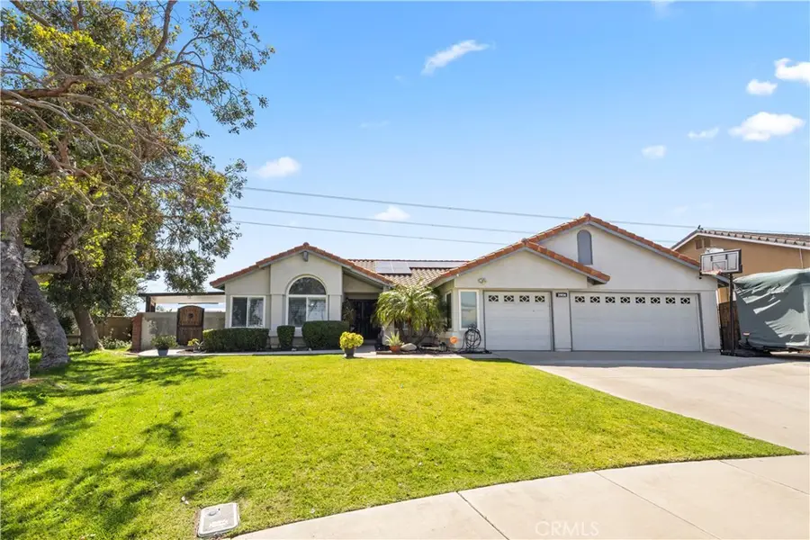 3906 N Flame Tree, Rialto, CA 92377 - #2