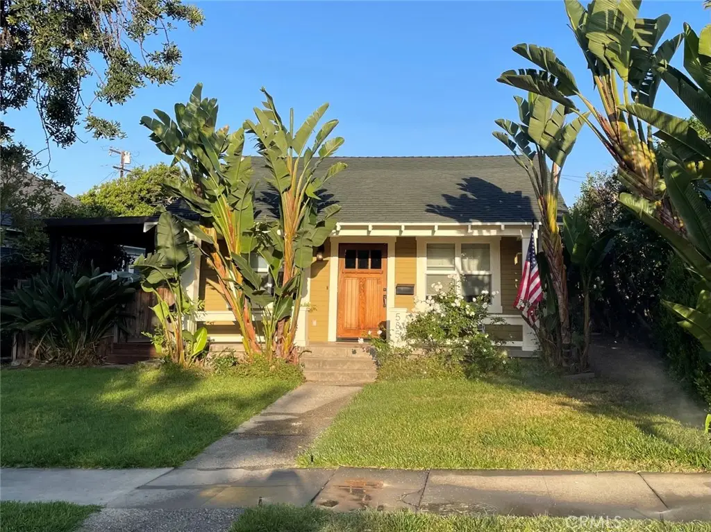 585 N 8th, Upland, CA 91786 - #1