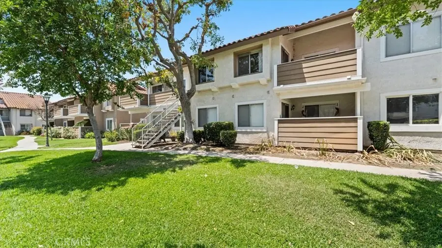 3651 Country Oaks Loop #D, Ontario, CA 91761 - #2