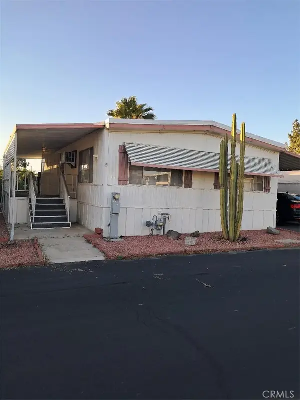 725 Thornton W #97, Hemet, CA 92543
