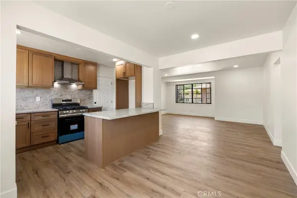 4072 Hillcrest, Los Angeles, CA 90008