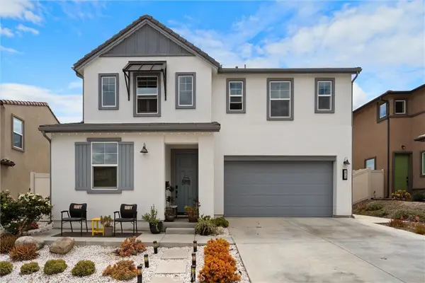 18144 Meridian Lane, Saugus, CA 91350