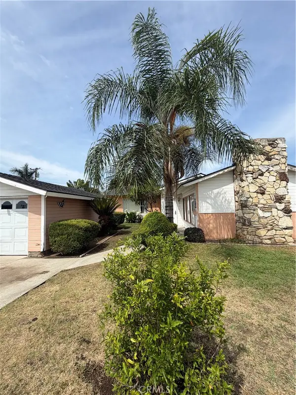 1381 N Glenfinnan, Covina, CA 91722