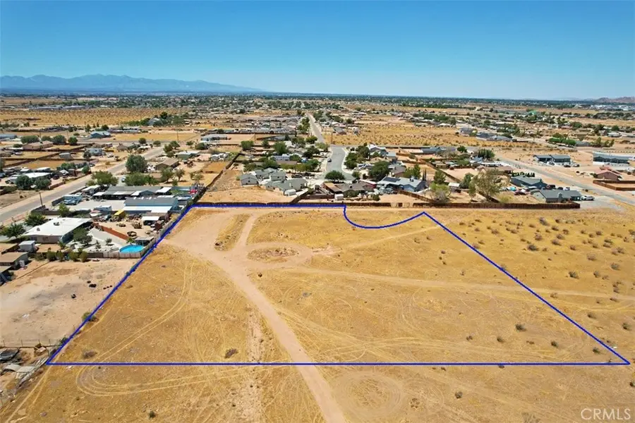 32 Nicola Road, Apple Valley, CA 92308 - #3