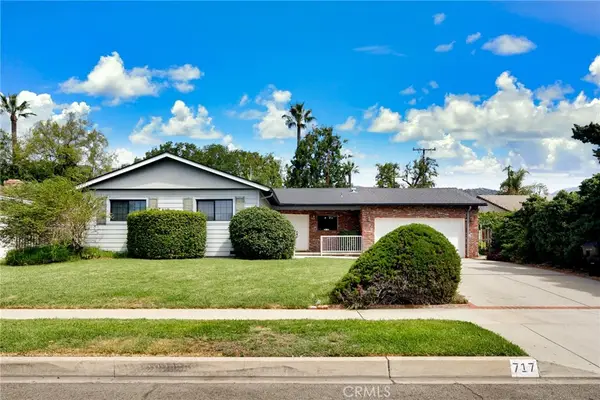 717 E Laurel Avenue, Glendora, CA 91741