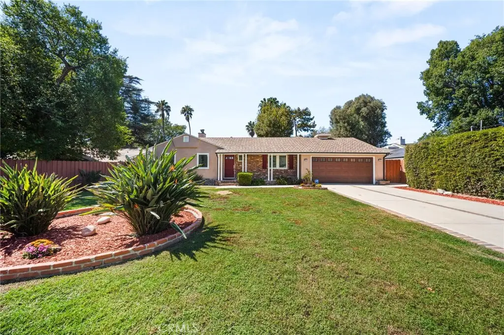 8847 White Oak Avenue, Northridge, CA 91325 - #1
