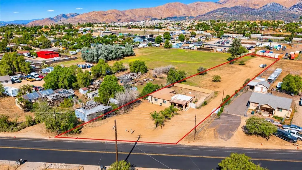 7081 Valley Way, Riverside, CA 92509 - #1