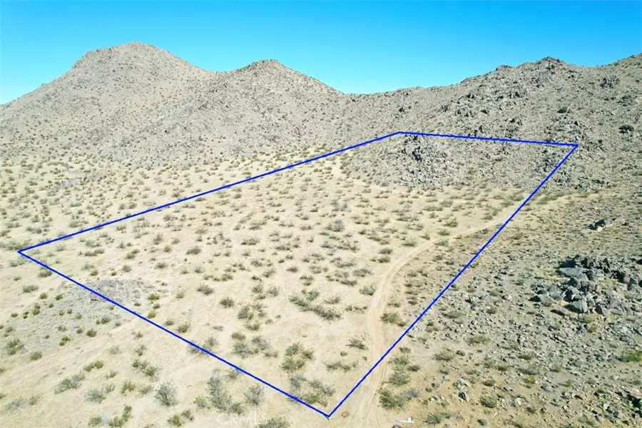 18 Near Choco Road, Apple Valley, CA 92307 - #3