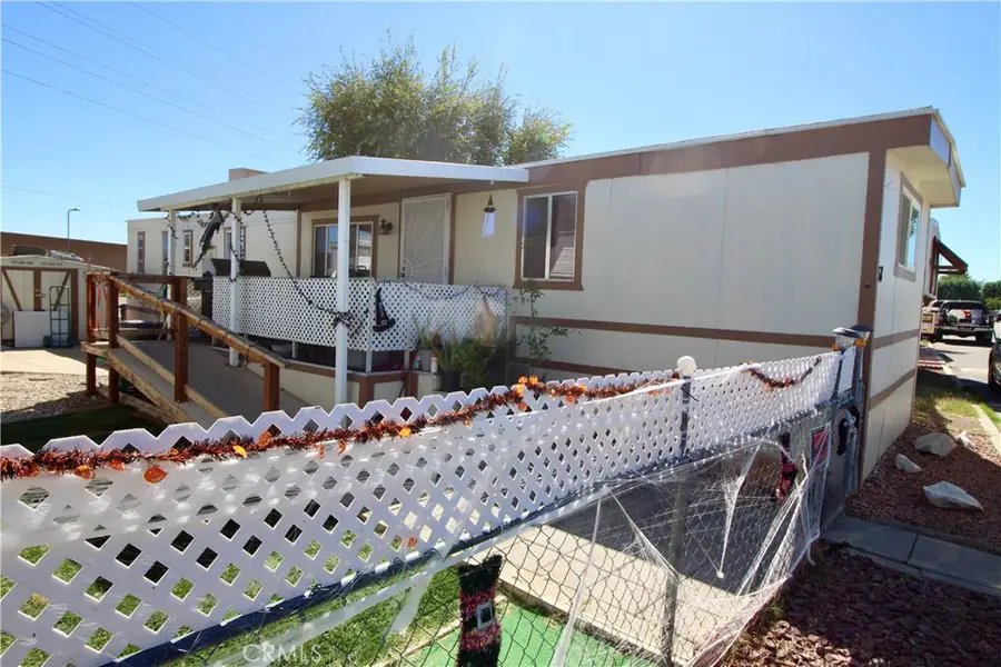 11423 Chamberlaine Way #58, Adelanto, CA 92301 - #3