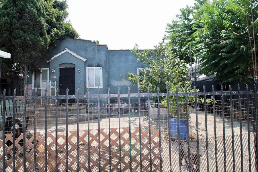 1124 E 76th Place, Los Angeles, CA 90001 - Image #3