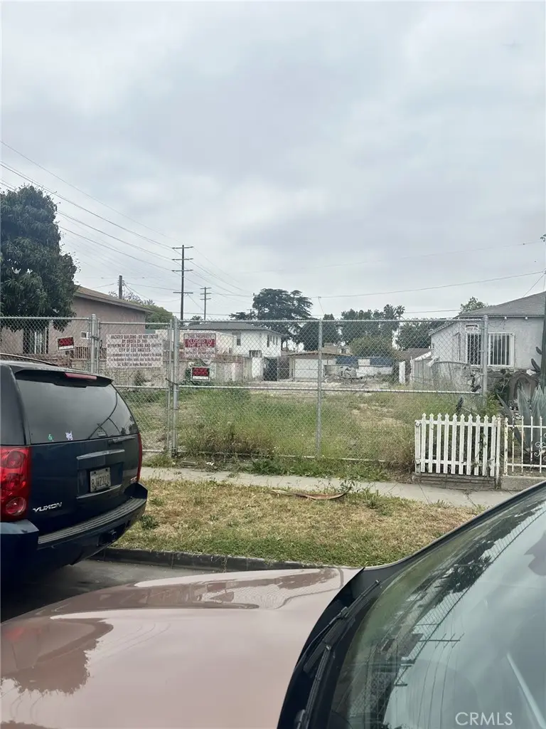 854 E 87th Street, Los Angeles, CA 90002 - #3