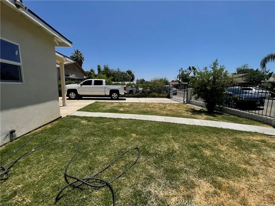 1012 Feliz Drive, Bakersfield, CA 93307 - Image #2