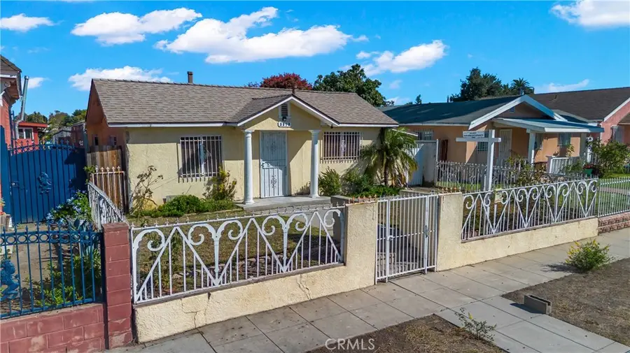8810 Menlo Avenue, Los Angeles, CA 90044 - #3