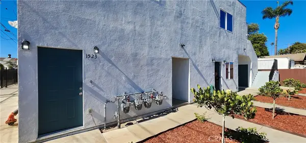 1521 E 66th Street, Los Angeles, CA 90001