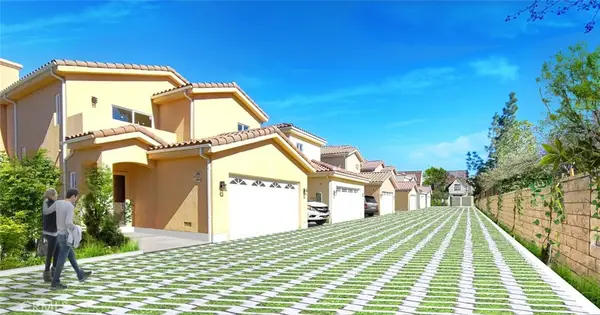 9246 Cedros Avenue #4, Panorama City, CA 91402