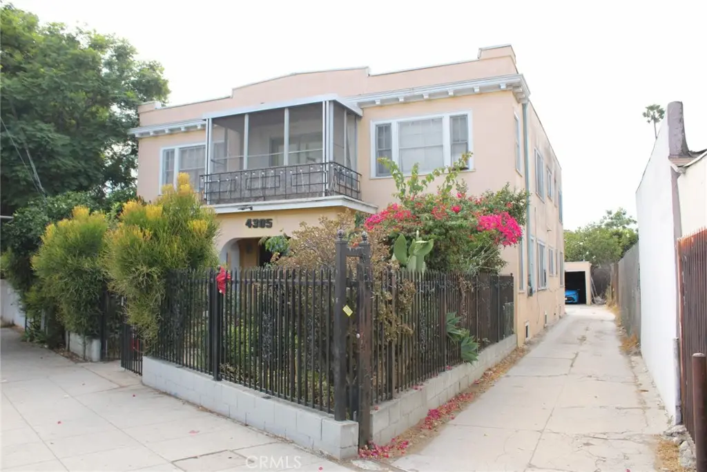 4305 San Pedro, Los Angeles, CA 90011 - #1