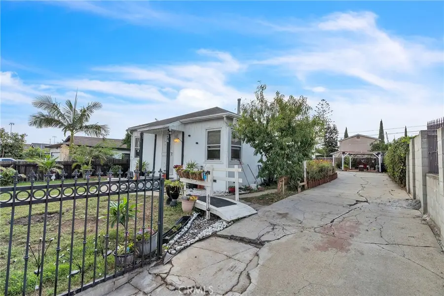 134 W 113th, Los Angeles, CA 90061 - #3