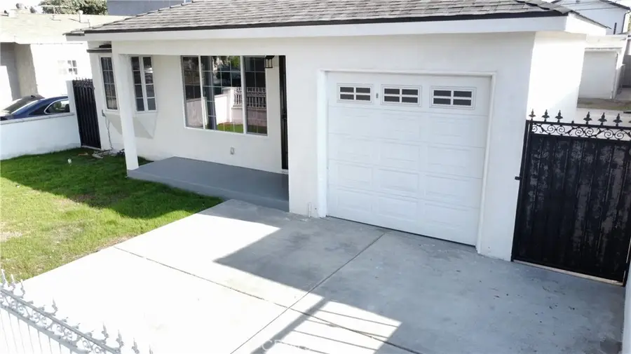 1402 E O, Wilmington, CA 90744 - #3
