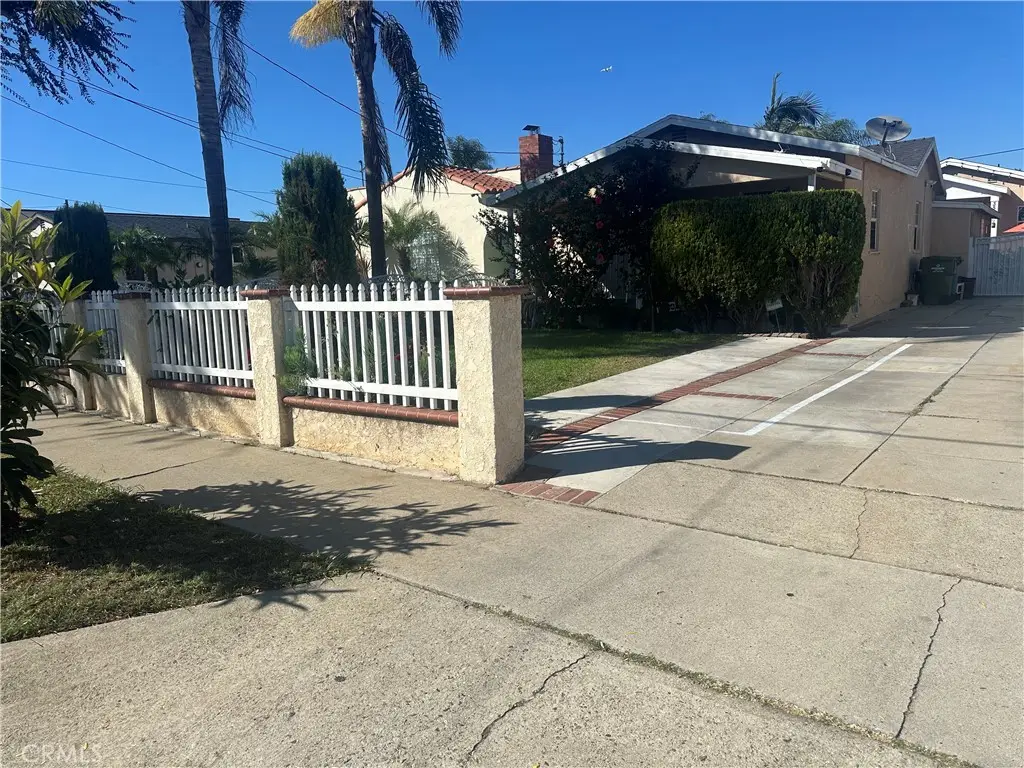 3511 3511 1/2 W 111th, Inglewood, CA 90303 - Image #1