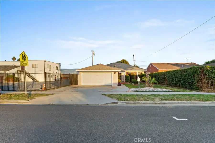 12318 Halo, Lynwood, CA 90262 - Image #2