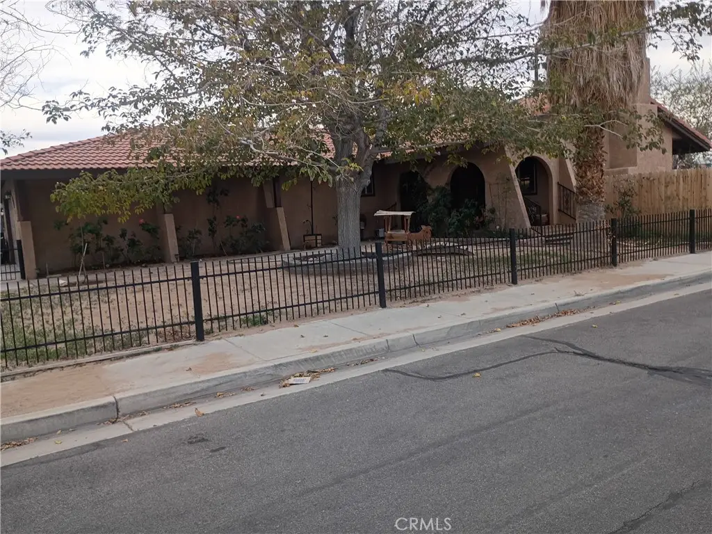 201 S Greenlawn Street, Ridgecrest, CA 93555 - #1