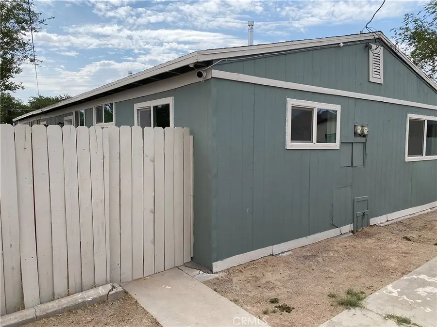 113 W Fredricks Street, Barstow, CA 92311 - #2