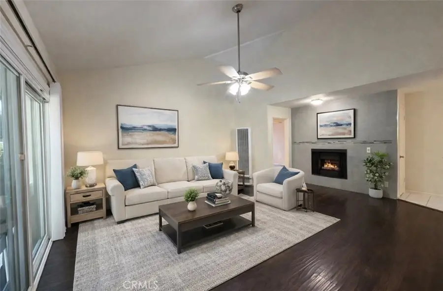 7013 Haskell, Van Nuys, CA 91406 - #3