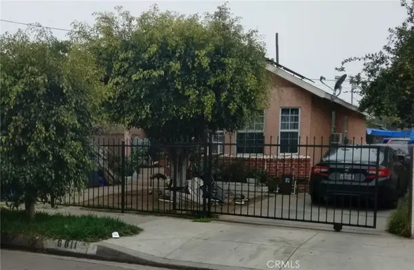 8811 Holmes, Los Angeles, CA 90002