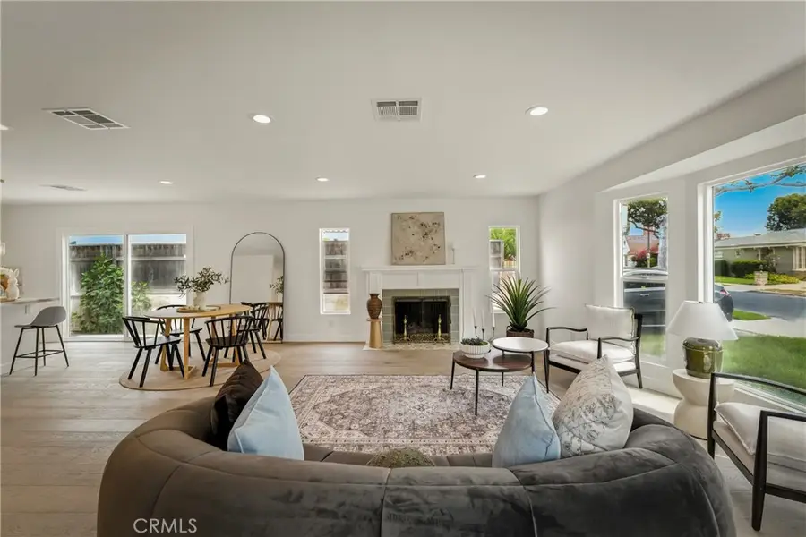 3991 Hubert Avenue, Los Angeles, CA 90008 - #2